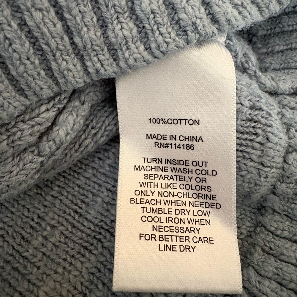 FRYE AND CO. Soft Blue Cable Knit Sweater - Picture 4 of 4